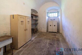 Prodej hospodářské usedlosti 450m2 - 8