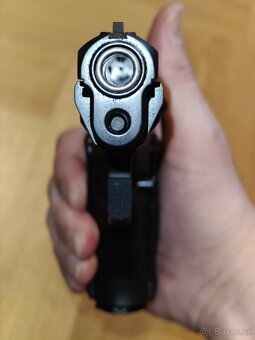 Pistole CZ 75 D Compact - 8