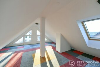 Prodej bytu 3+1 131 m2 Na Šmukýřce, Praha 5 - Košíře - 8