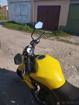 Kawasaki ER-6N - 8