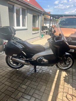 HONDA INTEGRA NT 700 - 8