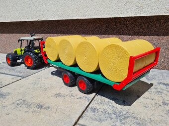 Bruder traktor + balíkovač + vlek na balíky - 8