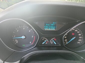 Ford focus - 8