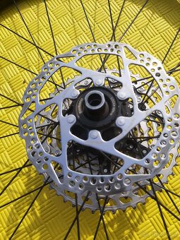 Prodám MTB zapletaná kola - 8