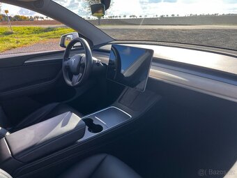 Tesla Model Y Long Range 2021 - 8