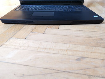 DELL Alienware 17 R4 herní 4K UHD LCD/i7/32G/2TB SSD/GF1080 - 8