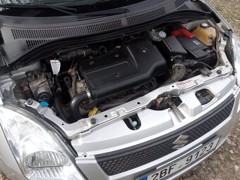 Suzuki Swift 1.3 DDiS - 8