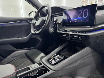 Škoda Octavia Combi 2.0 TDI RS PLUS DSG - 8