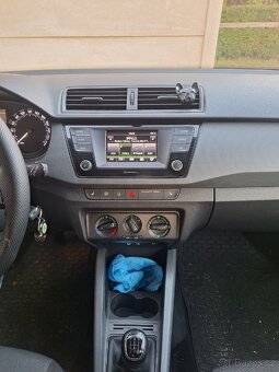 Škoda Fabia 3 1.0 MPI 2015 - 8