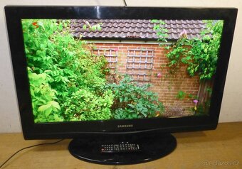 LCD televize SAMSUNG 32 palců, nemá DVBT2 - 8
