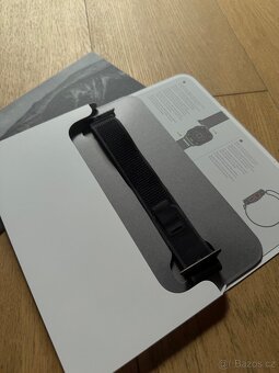 Apple Watch Ultra 2 49mm černý titan - 8