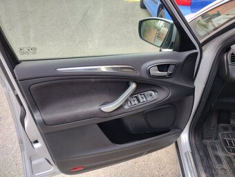 FORD S-MAX 2.2 TDCI, 7 míst, manual 6 st. - 8