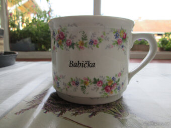 Mix porcelánu levně - 8