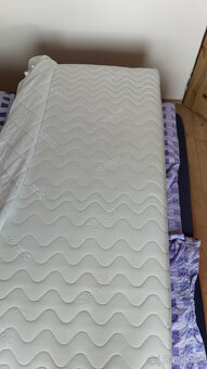 Rozkládací postel IKEA se dvěma matracemi - 8