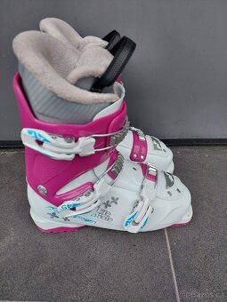 Dívčí lyže VÖLKL, 120 cm + hůlky + lyžáky - 8