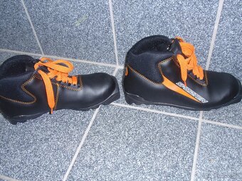 SET BĚŽKY TECNO 120 CM+HŮLKY 105 CM+BOTY VEL.34 - 8