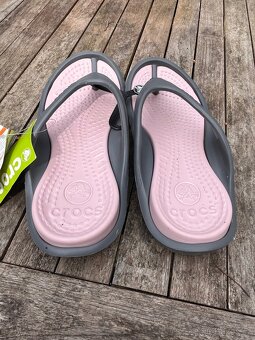 Crocs žabky Athens II flip vel. W8 (EUR 38/39) - 8