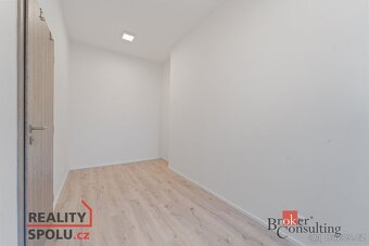 Pronájem, byty/2+kk, 30.3 m2, Říční 2368/5, Předměstí, 56802 - 8