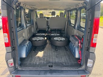 Opel Vivaro 2.5 CDTI 84 KW 9 MÍST - 8