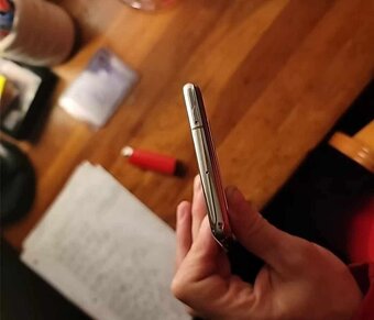 Samsung Galaxy S10 - 8