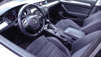 Volkswagen Passat Highline 2.0 TDi DSG RLine - 8
