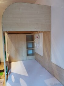 Nábytek do dětského pokoje - set skříně a palanda - 8