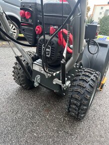 Sněhová fréza STIGA - 8