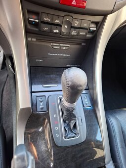 Honda Accord Tourer 8G 2,4 iVTEC AT Top executive - 8