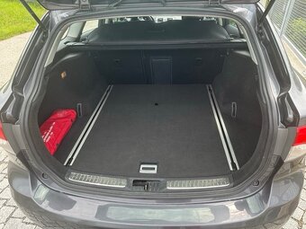 Toyota Avensis III (T27) Combi 2012 - 8