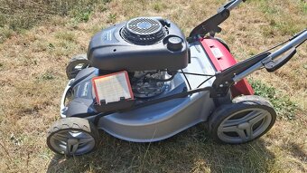 Sekačka s motorem Honda vč. koše - 8