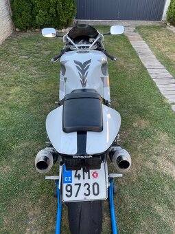 Honda Vtr 1000 sp2 - 8