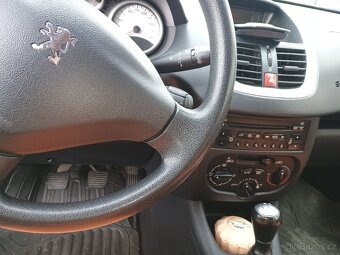 Peugeot 206+ - 8