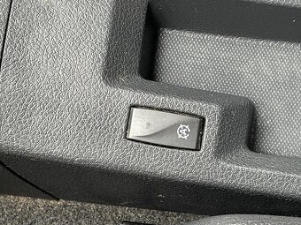 Dacia Logan 0.9 TCe ,  66 kW benzín, 2017 - 8