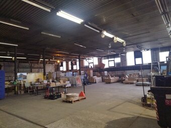 Pronájem VÝROBNÍ HALY a SKLADU v Hradci Králové 630m2 - 8