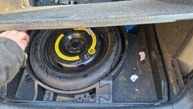 vw tiguan 5No starší i něco fac + karoserie viz obr blatníky - 8