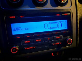 VW Touran DSG, 2.0TDI 103KW r.v.2010 - 8