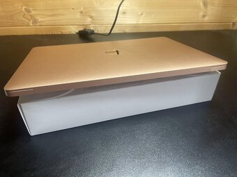 MacBook Air 2020 (model A2179) – i3 / 8 GB RAM / 256 GB SSD - 8