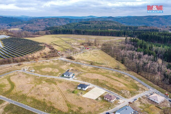 Prodej pozemku k bydlení, 772 m², Hory - 8