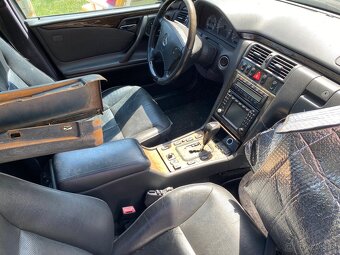 Mercedes E430 LPG v8 4 matic S210 (W210) 7míst - 8