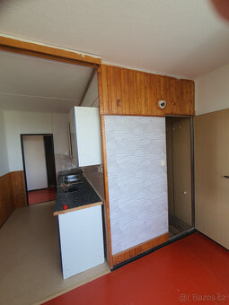 Nabízím k pronájmu byt 2+1 ul. Březinova - 8