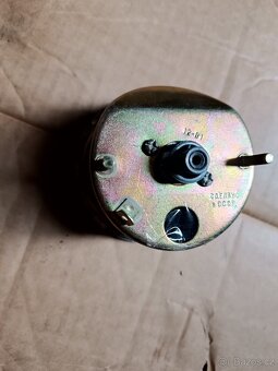 Originální nové a použité tlumiče tachometr M72 - 8