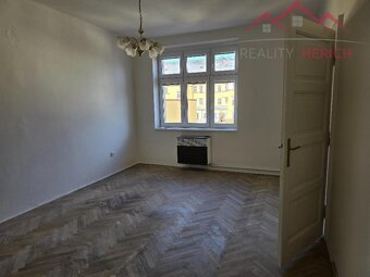 Pronájem bytu 2+1/B, cihla, 80 m2, centrum Chomutova - 8