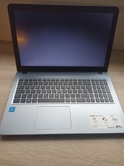 Asus X540S - 8