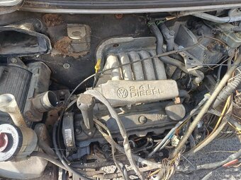Vw Transporter T4 2.4D Syncro 57 kw 4x4 - Díly - 8