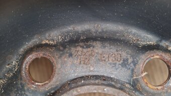 Sada plech. disků Audi 16" 5x112 zimní pneu 205/60 R16 7+mm - 8