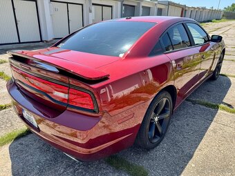 Dodge Charger SXT 3,6L Pentastar 100th anniversary edition - 8
