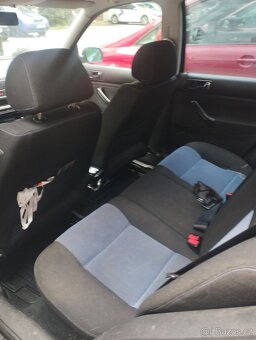 GOLF 4 1.8 Benzín - 8