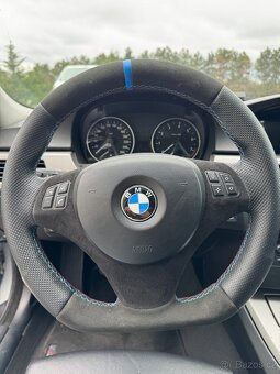 BMW E90 330i 190kW - 8