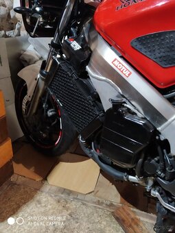 Honda vfr 800 fi - 8