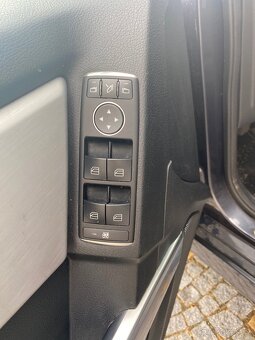 Mercedes GLK 220. MANUÁLNÍ Převodovka - 8
